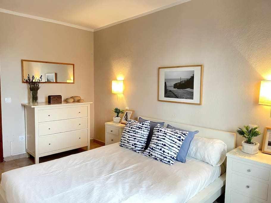 Ferienwohnung Macarella Apatamento Con Piscina Cala'N Blanes  Exterior foto