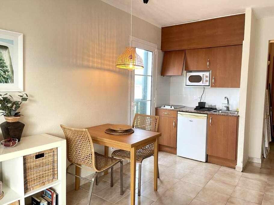 Ferienwohnung Macarella Apatamento Con Piscina Cala'N Blanes  Exterior foto